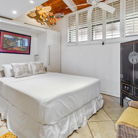 The Noniluna Two - Sleeps 9 Plus Pack N Play Lahaina Bagian luar foto